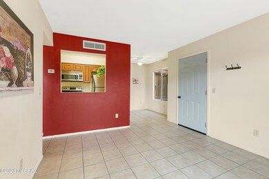 Great Room looking to Breakfast and Kitc