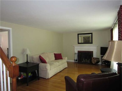 40 Wildwood Dr, Cranston, RI 02920 - photo 5