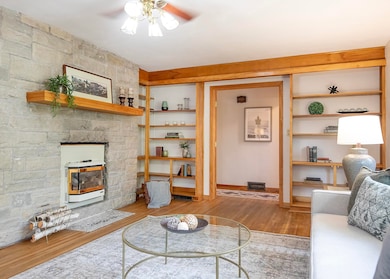 1807 Lakeview Dr, Duluth, MN 55803 - photo 3