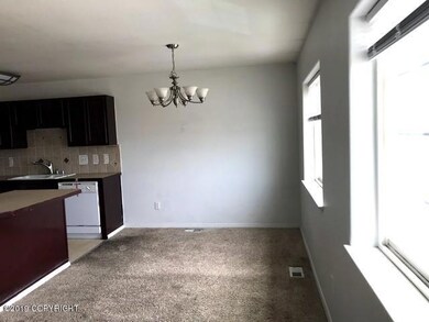 111-159693 Dining Area Additional Angle