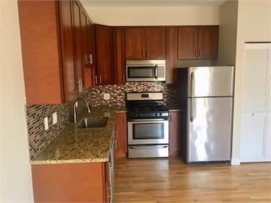 2120 W Washington Blvd unit 303, Chicago, IL 60612 - photo 3