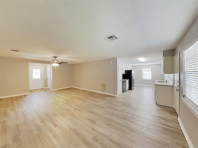 29507 Brookchase Dr, Spring, TX 77386 - photo 3