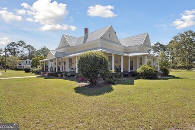 610 W Liberty St, Claxton, GA 30417 - photo 4