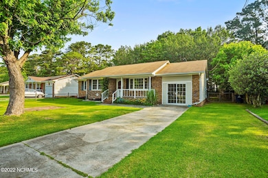 701 Lakewood Dr, Jacksonville, NC 28546 - photo 4