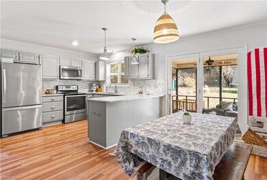 105 Glenwood Ln, King, NC 27021 - photo 7