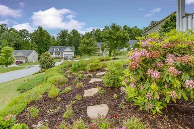 606 Summitbluff Dr, Greenville, SC 29617 - photo 7