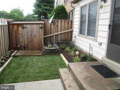 7533 Belle Grae Dr unit 12, Manassas, VA 20109 - photo 3