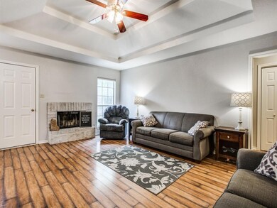 604 Crestridge Ct, Decatur, TX 76234 - photo 6