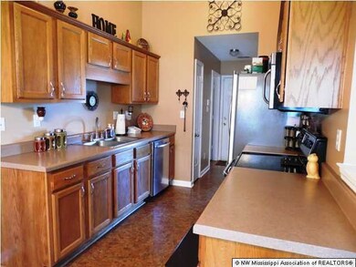 7856 Alexanders Crossing Dr, Olive Branch, MS 38654 - photo 6