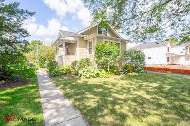 282 N Maple Ave, Elmhurst, IL 60126 - photo 3