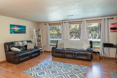 20368 Rae Rd, Bend, OR 97702 - photo 5