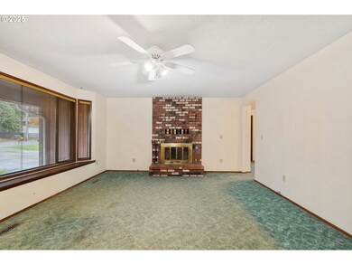 2433 SE Barnes Rd, Gresham, OR 97080 - photo 7