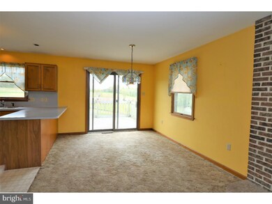 252 Focht Ln, Hamburg, PA 19526 - photo 4