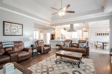 455 Kinney Dr, Murphy, TX 75094 - photo 2