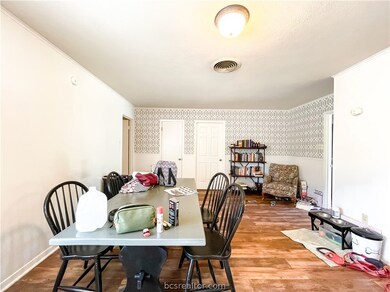 1502 Laura Ln, College Station, TX 77840 - photo 6