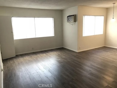 714 N West Knoll Dr, West Hollywood, CA 90069 - photo 6