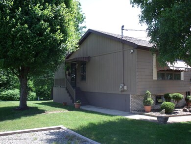 704 W Elm St, Scranton, PA 18504 - photo 6