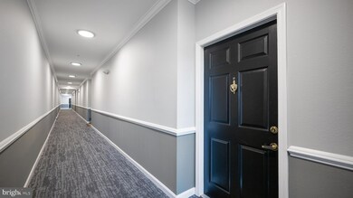 The Gates Of McLean unit 5313, McLean, VA 22102 - photo 3