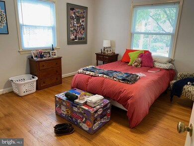 1018 N Edgewood St unit B, Arlington, VA 22201 - photo 7