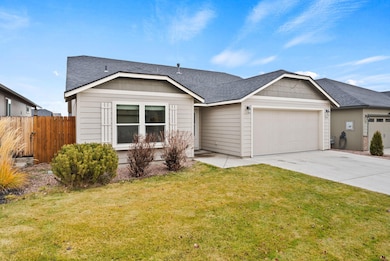 3539 SW Pumice Stone Ave, Redmond, OR 97756 - photo 3