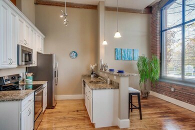 216 West St unit 4, Keene, NH 03431 - photo 5