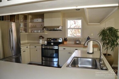 64660 Old Bend Redmond Hwy, Bend, OR 97701 - photo 7