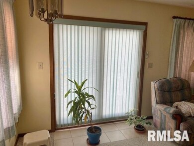 2319 3rd St, Moline, IL 61265 - photo 6