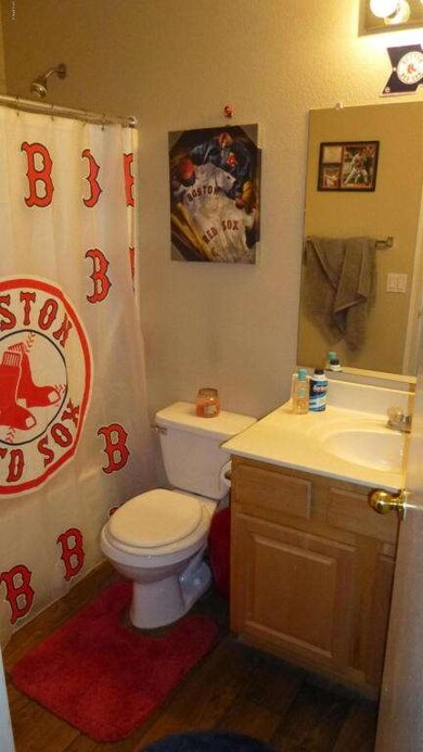 Bedroom 2 Bathroom