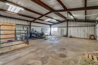 327 Kennel Rd, Springtown, TX 76082 - photo 3