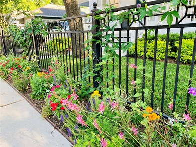 213 E 24th St, Houston, TX 77008 - photo 5