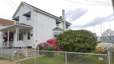 52 W Grove St, Nanticoke, PA 18634 - photo 2