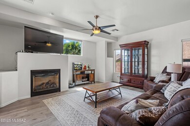 16_10064 e denver hill dr-14