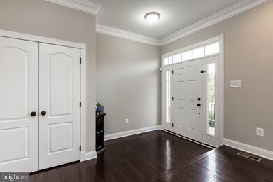 7648 Elmcrest Rd, Hanover, MD 21076 - photo 4