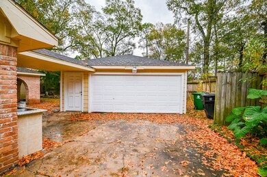 7206 Bayou Oaks Dr, Houston, TX 77088 - photo 4