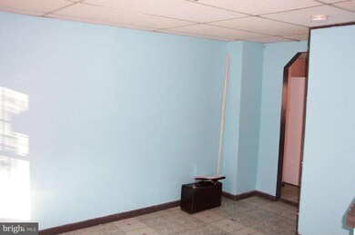 240 S 3rd St, Chambersburg, PA 17201 - photo 7