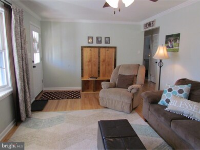 330 S 10th St, Quakertown, PA 18951 - photo 4