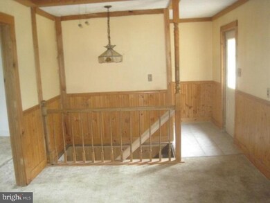 525 Spruce Ave, Newfield, NJ 08344 - photo 4