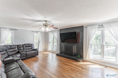 2211 Toll Gate Rd SE, Huntsville, AL 35801 - photo 6