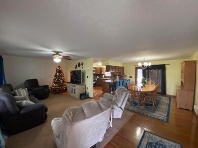 7401 Tarlton Rd, Circleville, OH 43113 - photo 4