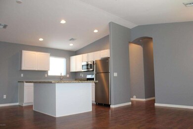 3226 E Holly St, Phoenix, AZ 85008 - photo 4