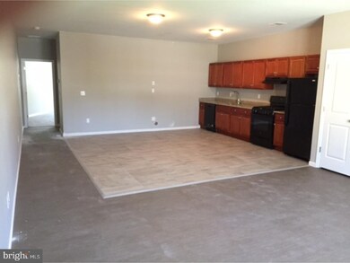 132-134 William St unit B, Hightstown, NJ 08520 - photo 2