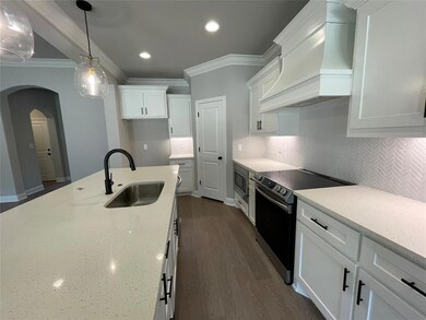 805 Woodhaven Ct, Granbury, TX 76048 - photo 4