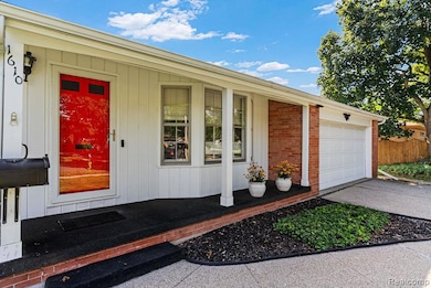 1610 Ravenswood Dr, Lansing, MI 48917 - photo 6