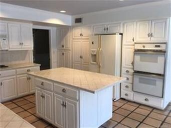 Beautiful cabinets!