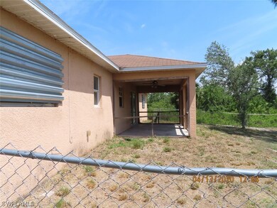 1237 Blaine Ave, Fort Myers, FL 33913 - photo 2