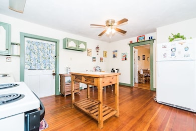 6 Railroad St, Pepperell, MA 01463 - photo 5