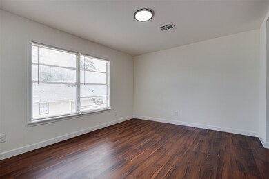 2206 Avenue M unit B, Rosenberg, TX 77471 - photo 4