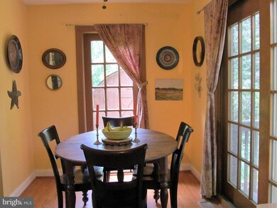 1402 Elson St, Takoma Park, MD 20912 - photo 6