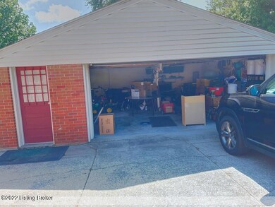 B0CC4E0C-427B-43A1-894B-FEC28856E01E