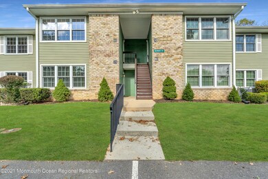 60 Quince Ct unit 263, Red Bank, NJ 07701 - photo 3